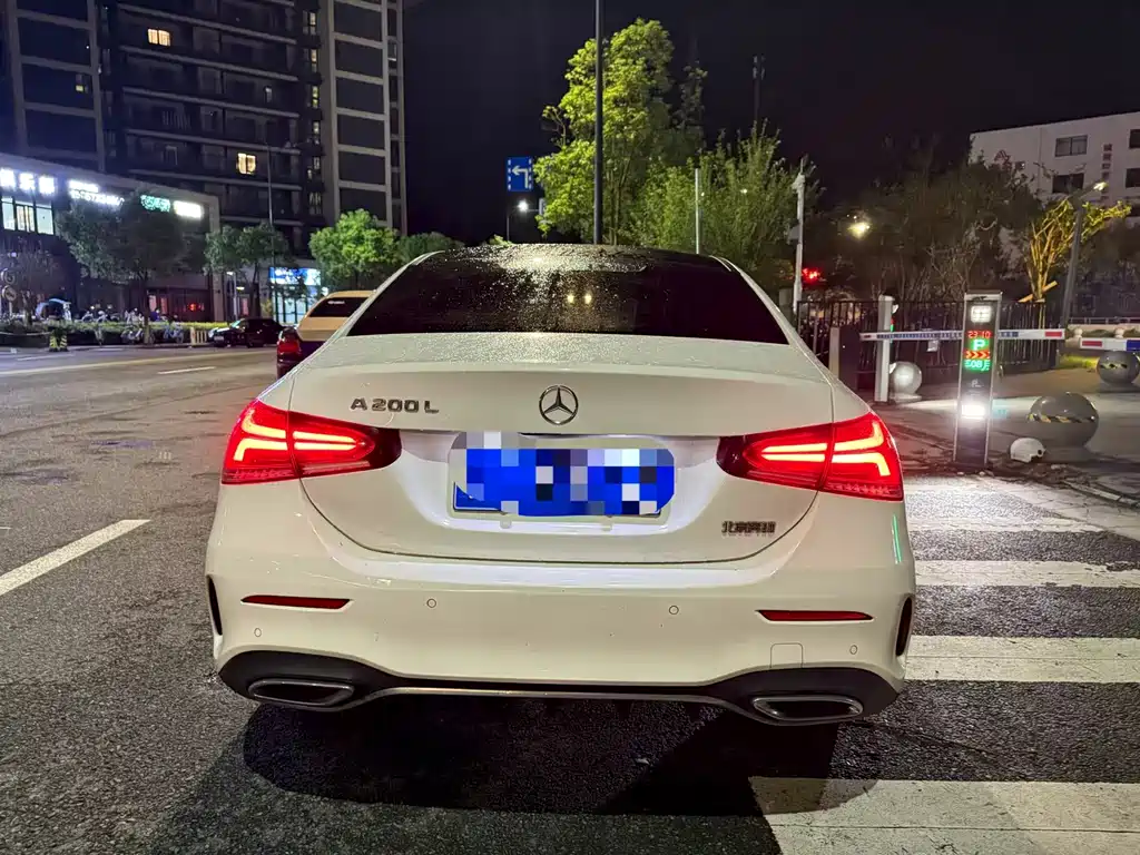 Mercedes-Benz A-Class — миниатюра 9
