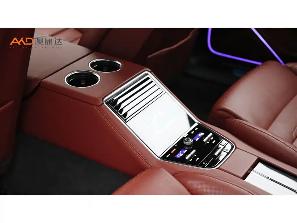 Porsche Panamera — миниатюра 9