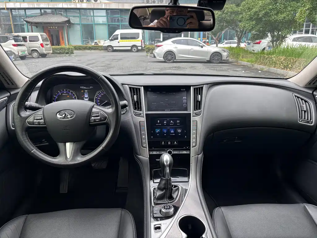 Infiniti Q50L — миниатюра 7