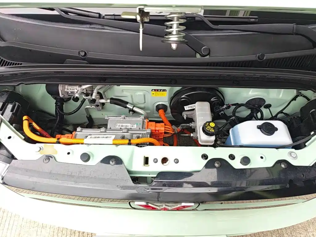 Wuling MINIEV — миниатюра 16