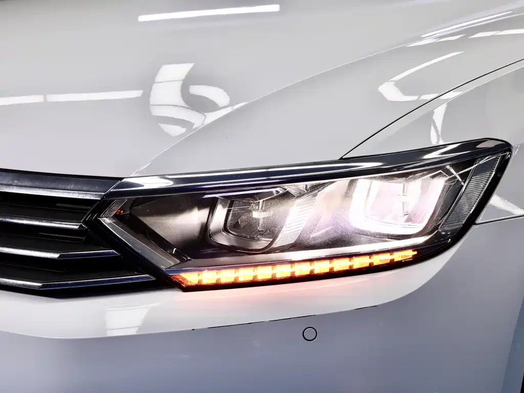 Volkswagen Variant 380TSI 2WD Comfort Travel Edition, фото 3
