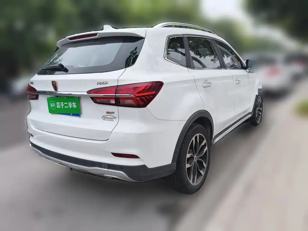 Roewe RX5 — миниатюра 4