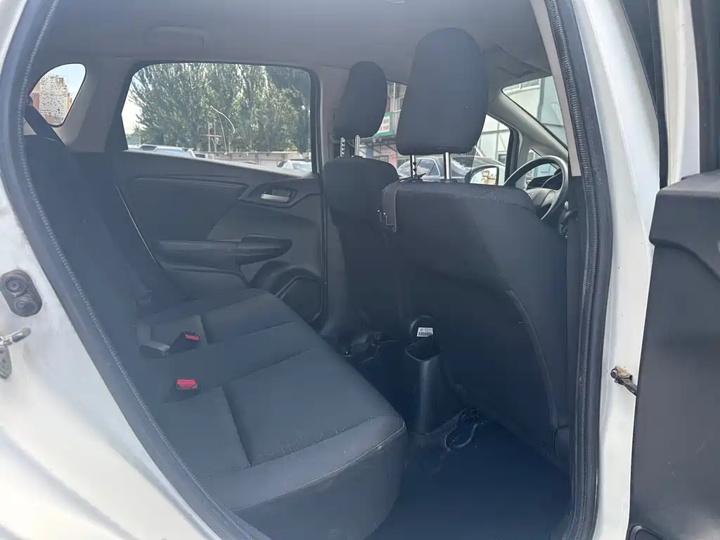 Honda Fit — миниатюра 14
