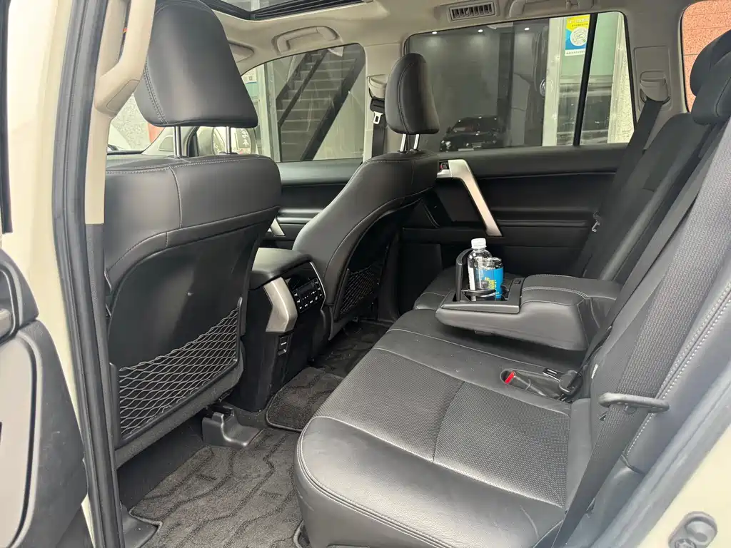 Toyota Prado — миниатюра 6