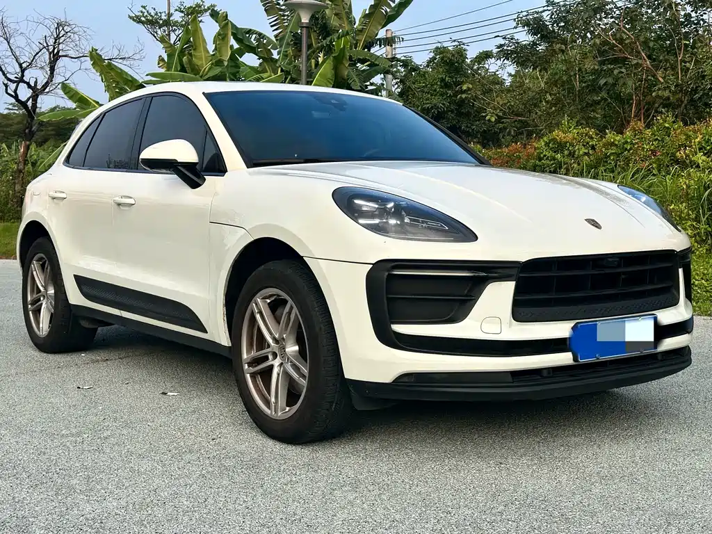 Porsche Macan — миниатюра 3