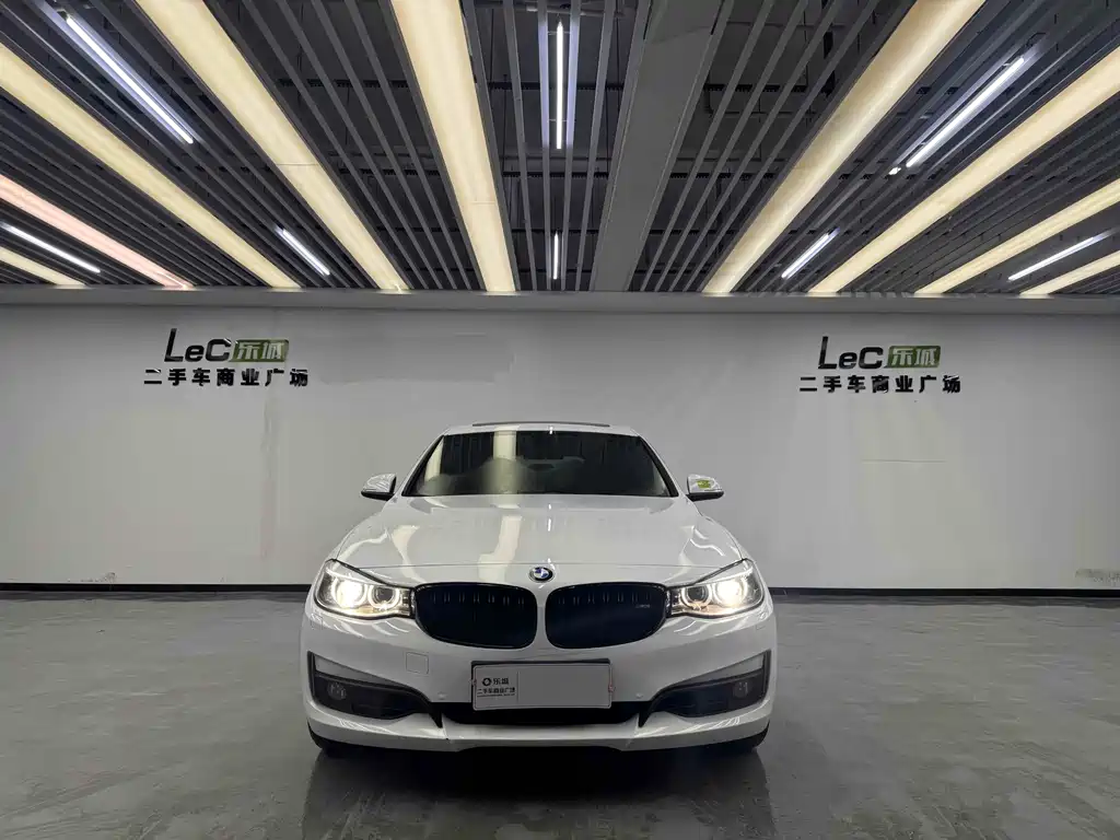 BMW 3 Series GT 3 GT 2016 320i Fashion
