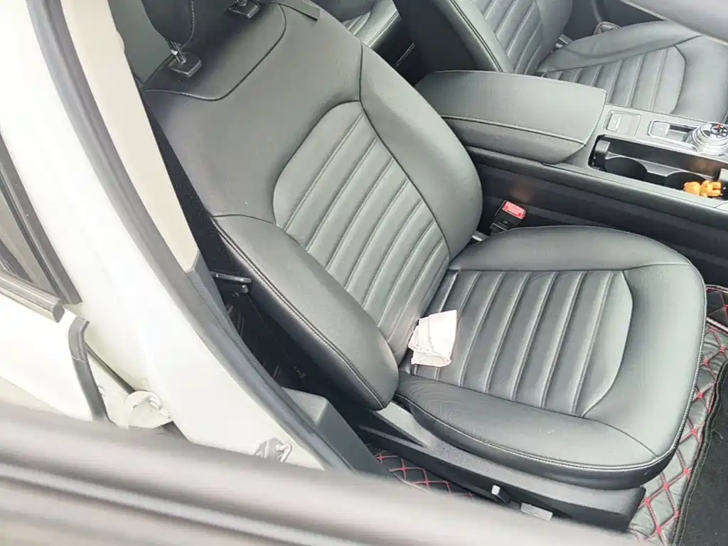Ford Mondeo — миниатюра 25