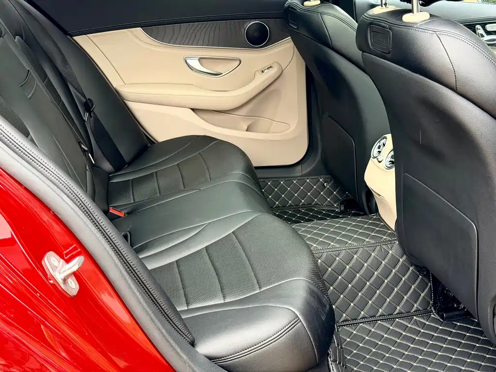 Mercedes-Benz C-Class — миниатюра 21