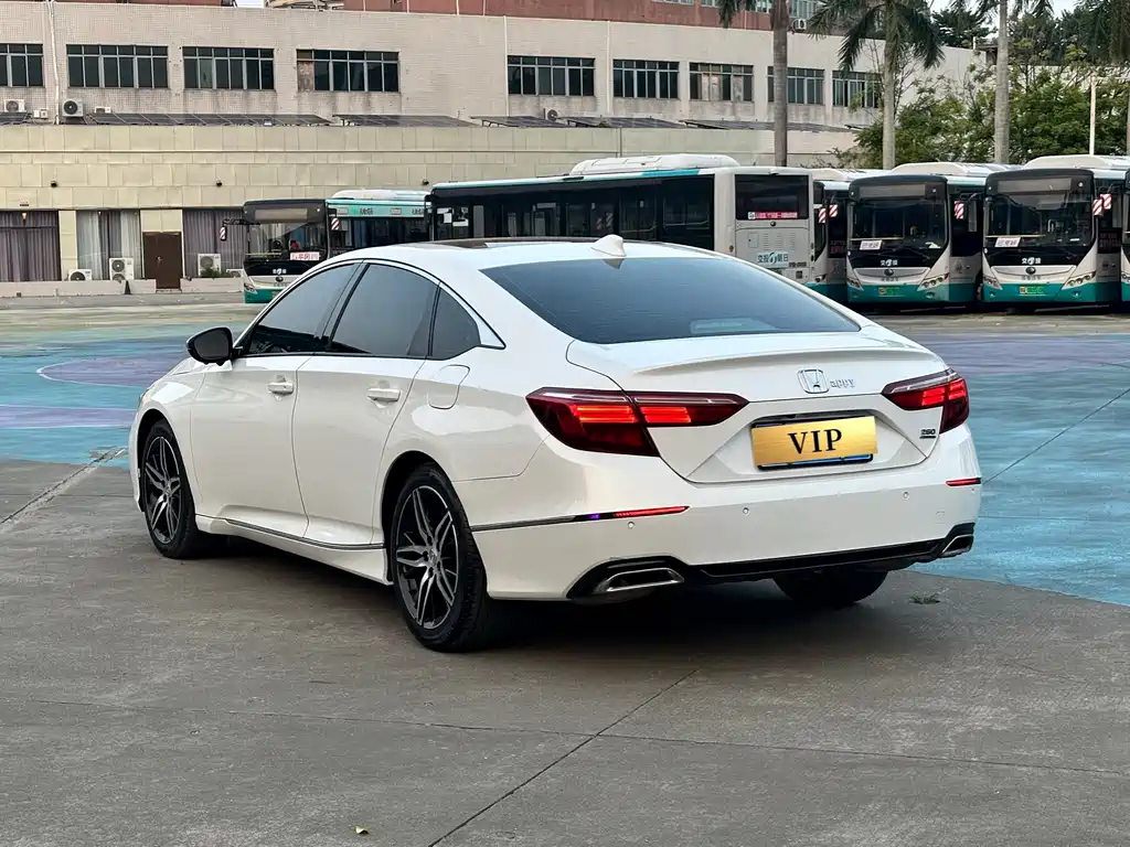 Honda Inspire — миниатюра 4