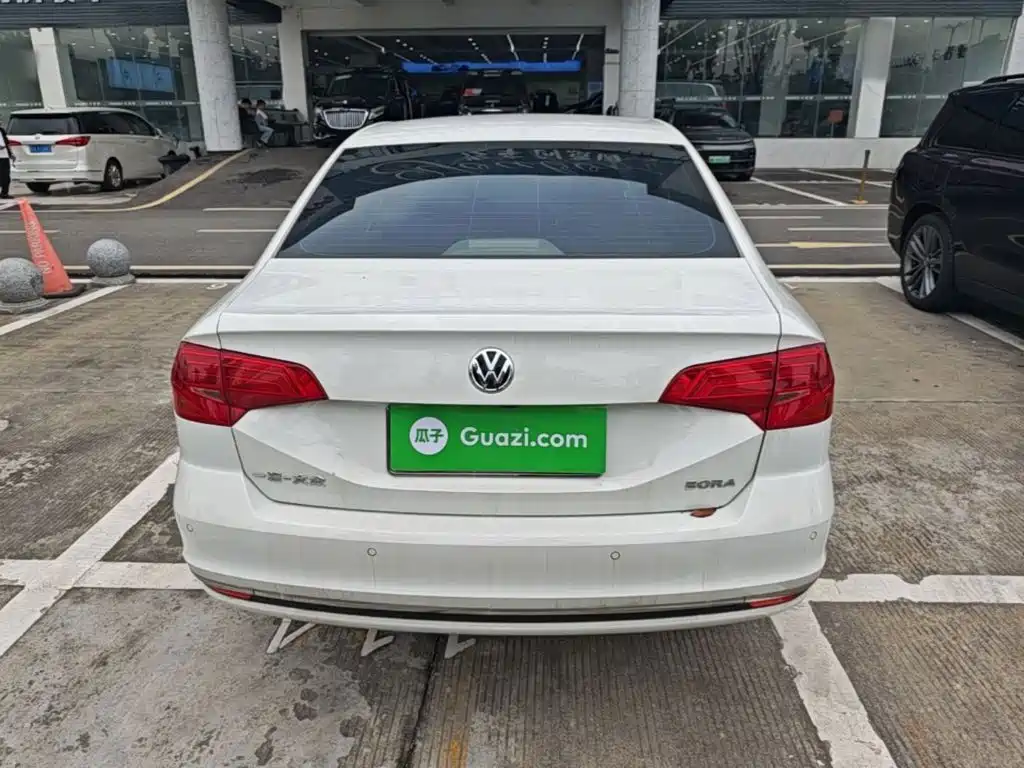 Volkswagen Bora — миниатюра 6