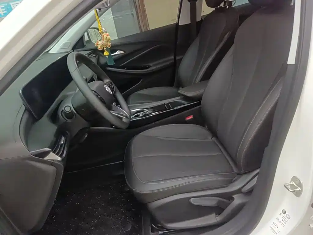 Buick Verano — миниатюра 15