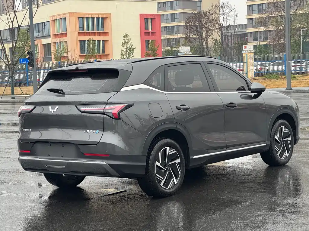 BAOJUN XIANGJING