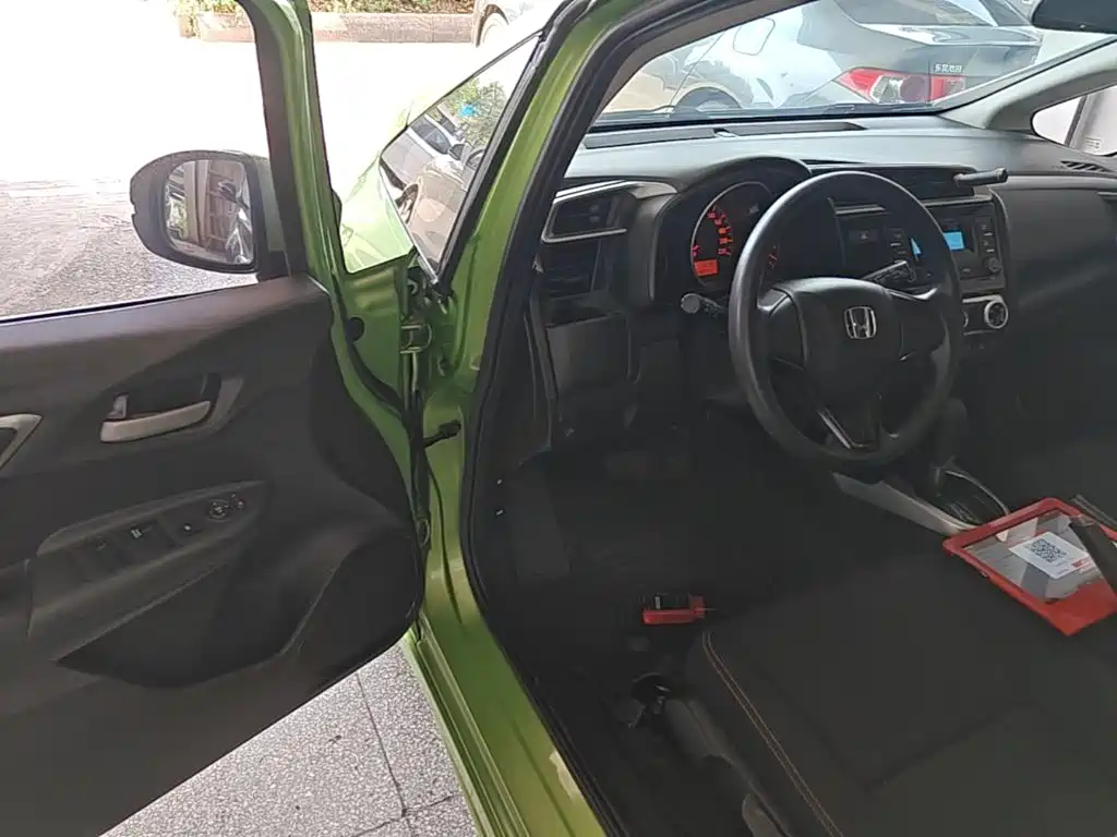 Honda Fit — миниатюра 16