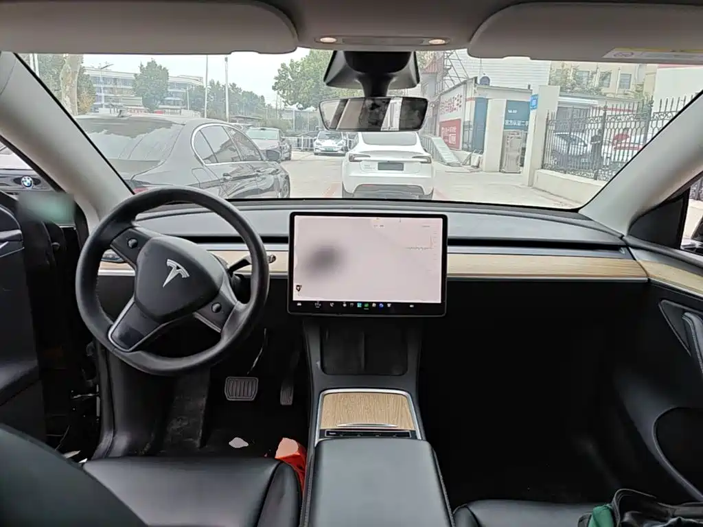 Tesla Model Y — фотографии объявления, Фото 11