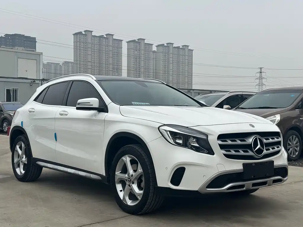 Mercedes-Benz GLA — миниатюра 3
