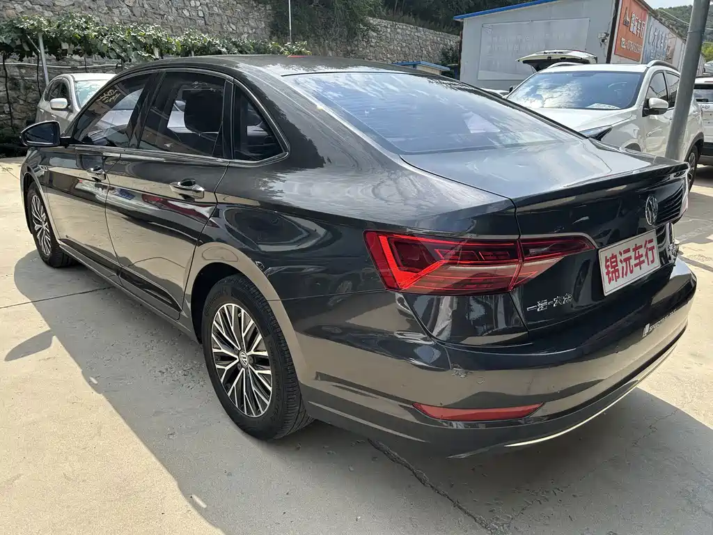 Volkswagen Sagitar — миниатюра 9