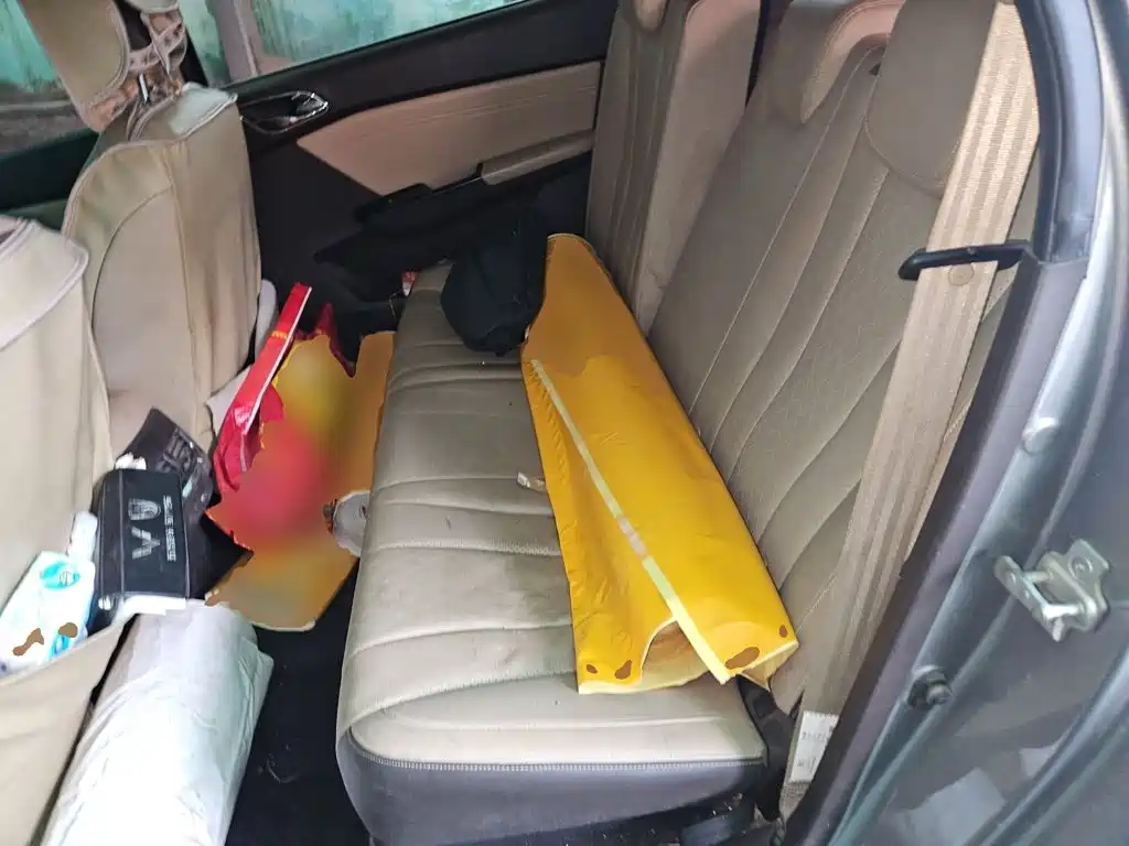 Baojun 310W — миниатюра 13