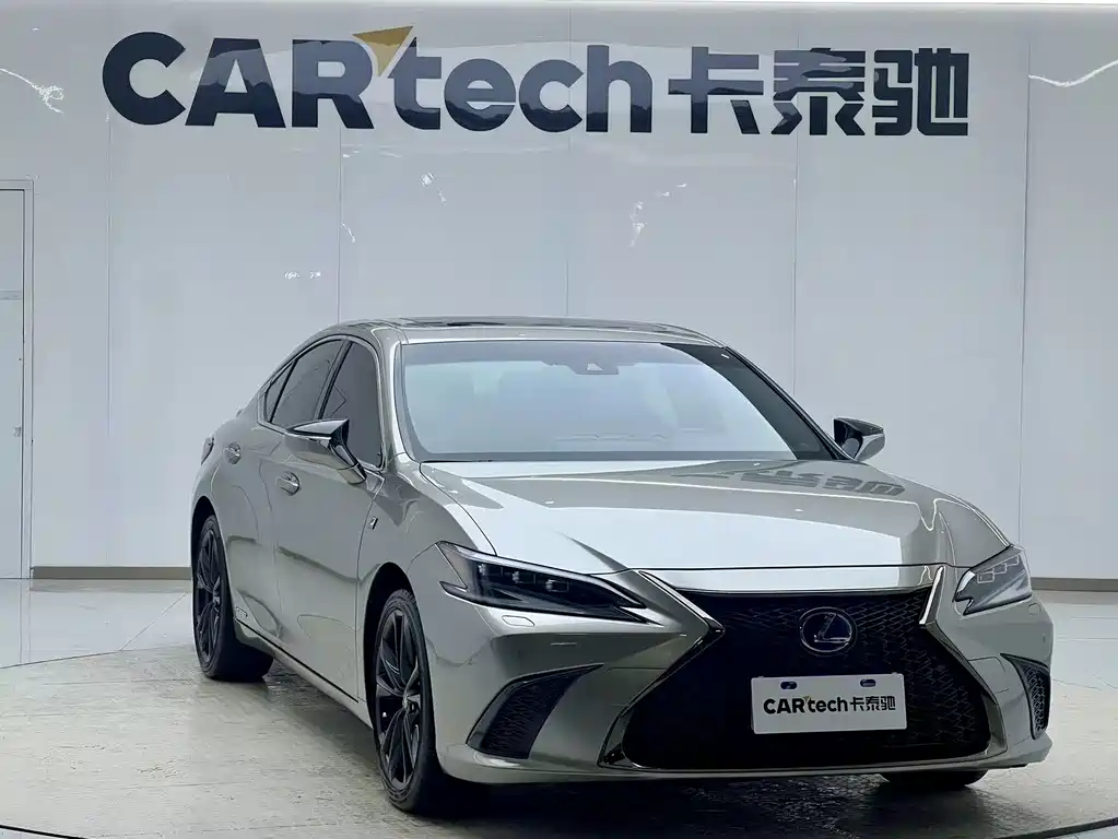 Lexus ES 2021 300h F SPORT