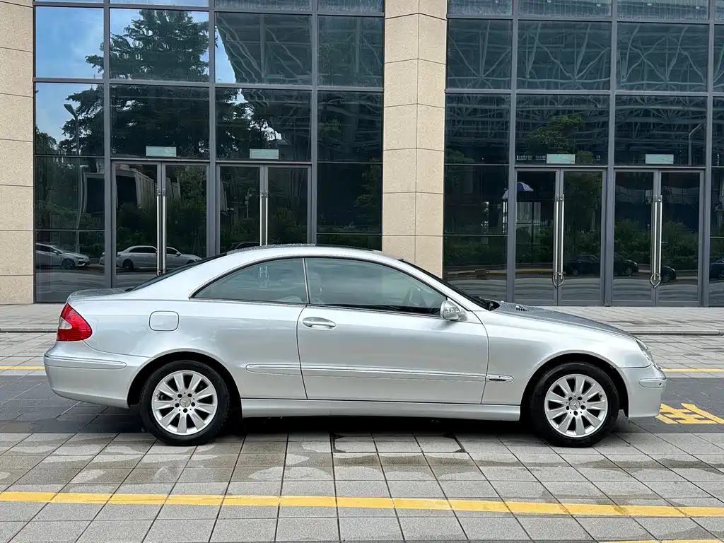 Mercedes-Benz CLK-Class — миниатюра 5