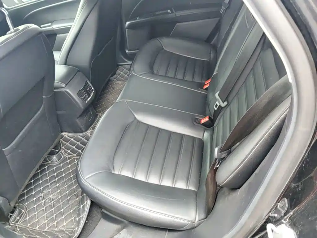 Ford Mondeo — миниатюра 17