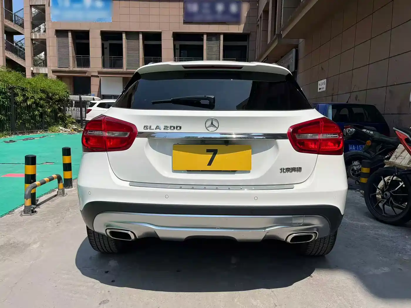 Mercedes-Benz GLA