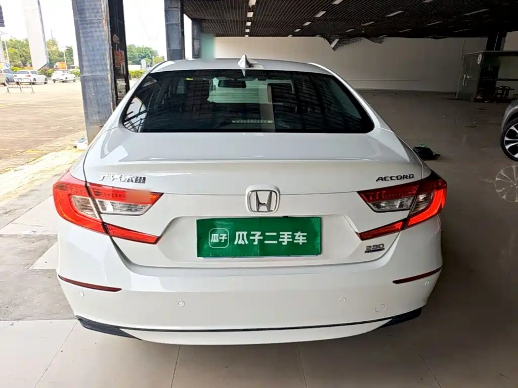 Honda Accord — миниатюра 6