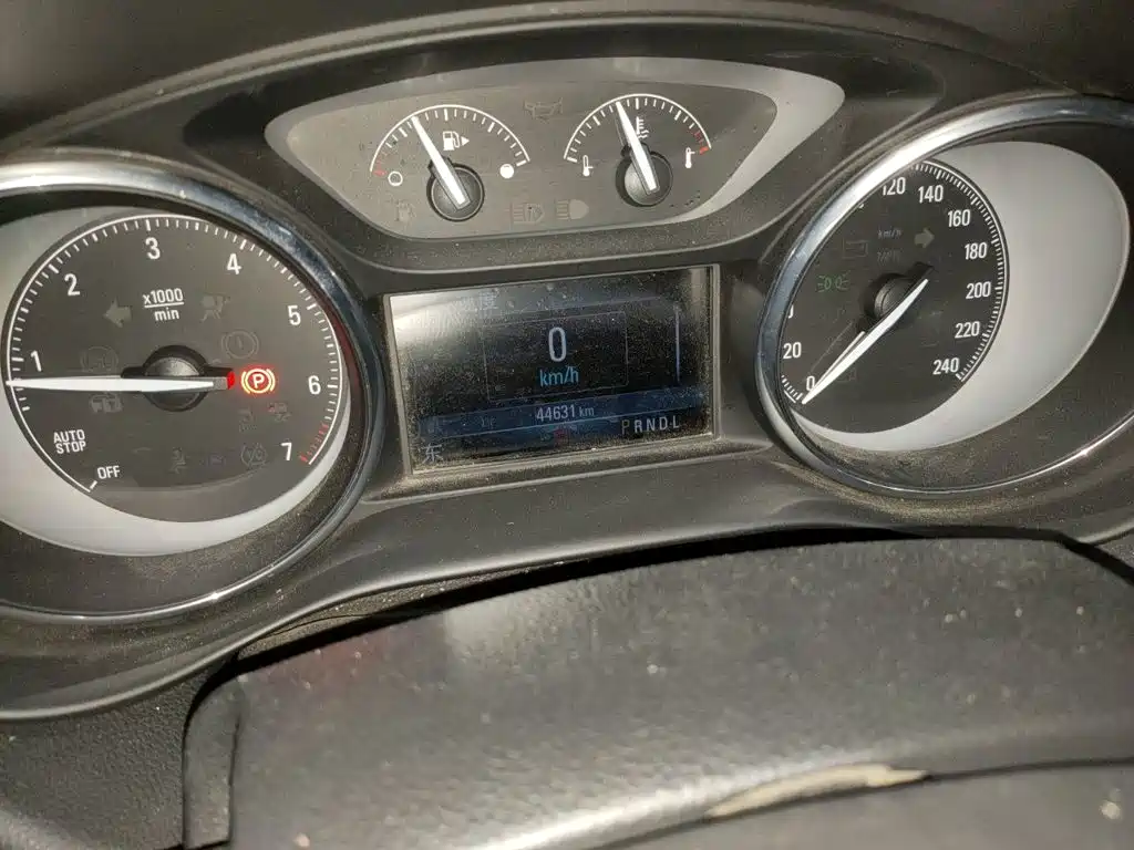 Buick Envision Plus — миниатюра 5