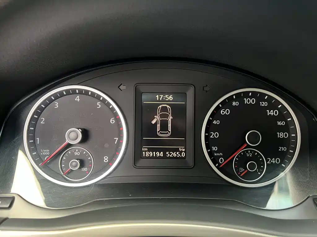 Volkswagen Tiguan — миниатюра 6