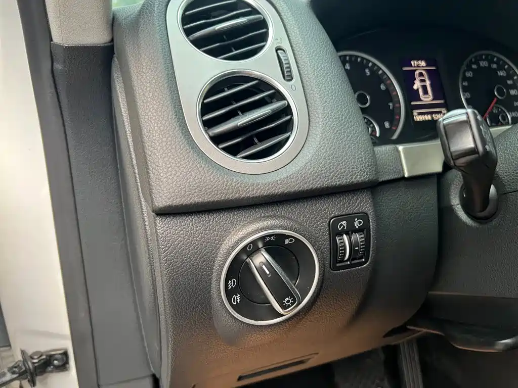 Volkswagen Tiguan — миниатюра 8