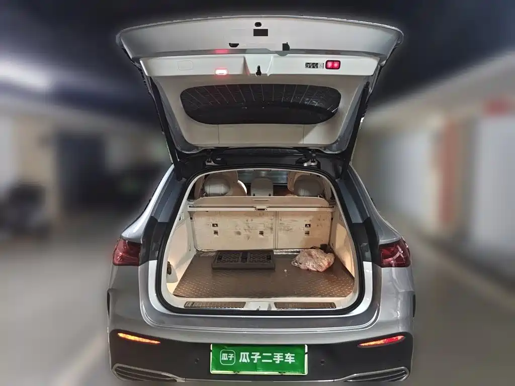 Mercedes-Benz EQE SUV — миниатюра 20
