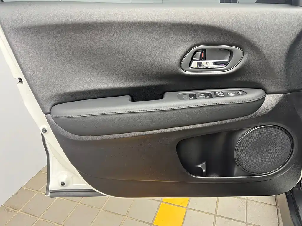 Honda Vezel — миниатюра 14