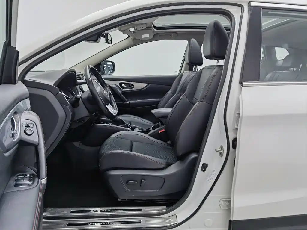 Nissan Qashqai — миниатюра 10