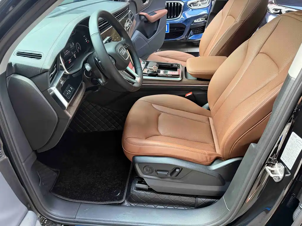 Audi Q7 — миниатюра 13