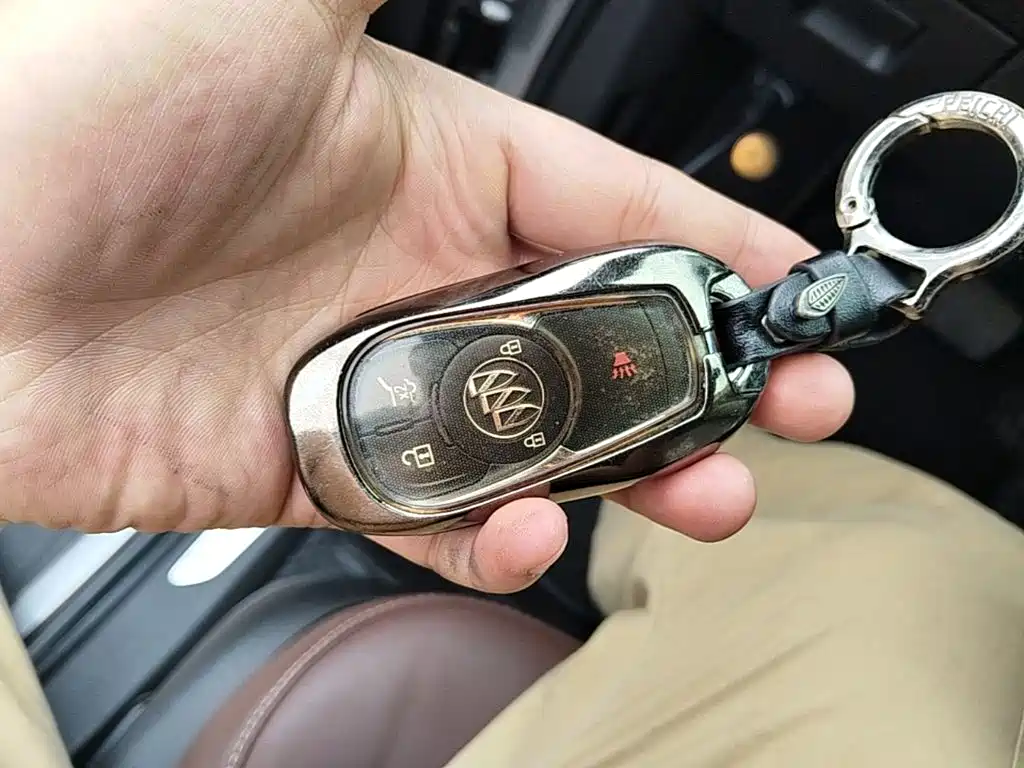 Buick Envision Plus — миниатюра 9