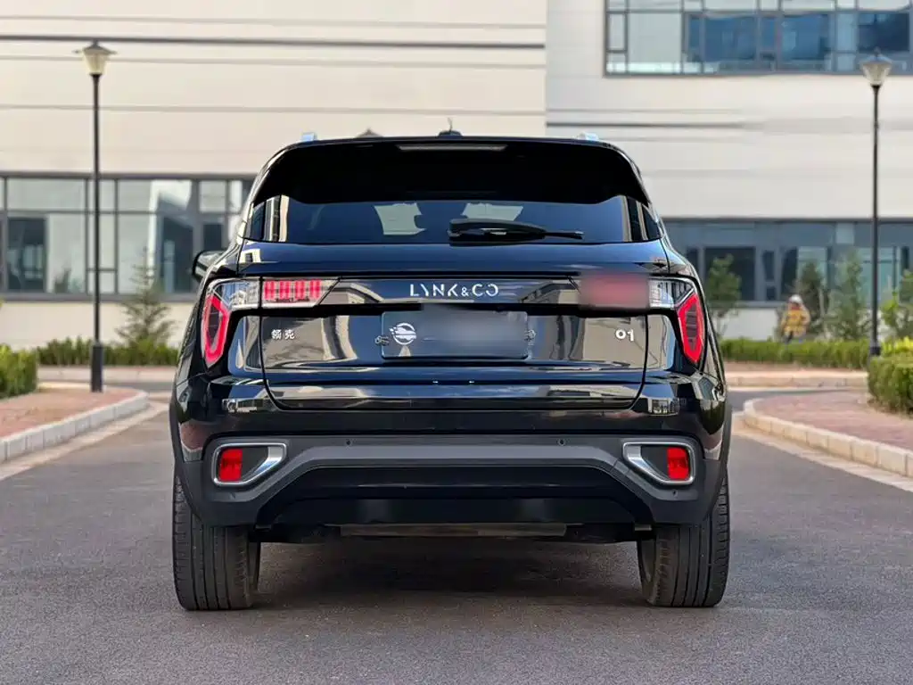Lynk & Co 01 — миниатюра 11
