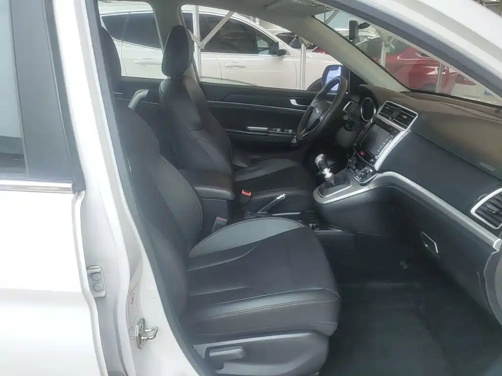 Haval M6 — миниатюра 25