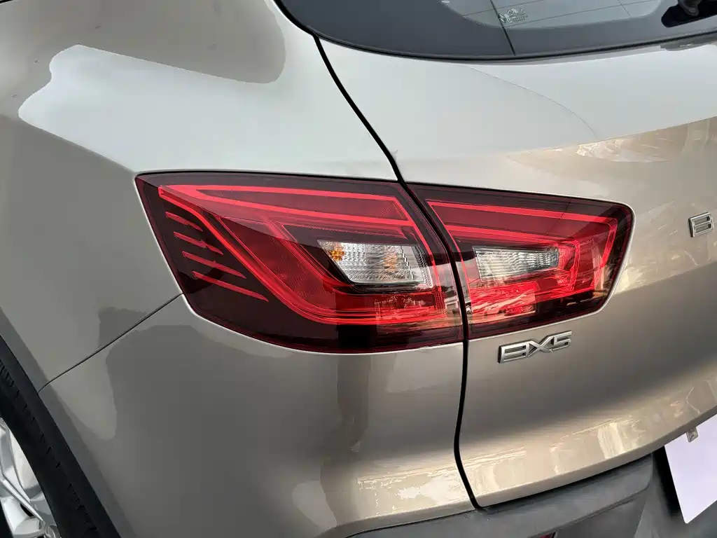 Borgward BX5 — миниатюра 6