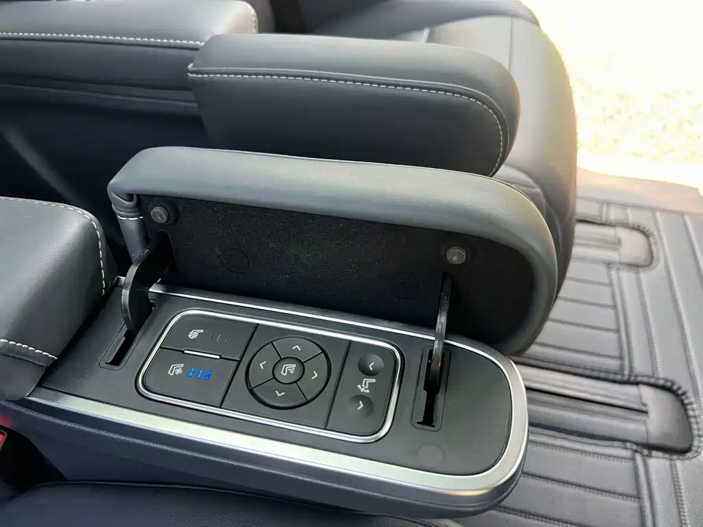 GAC Motor Trumpchi M8 — миниатюра 17
