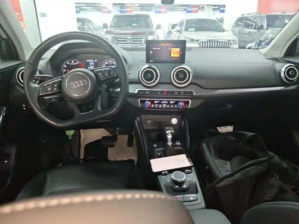 Audi Q2L — миниатюра 10