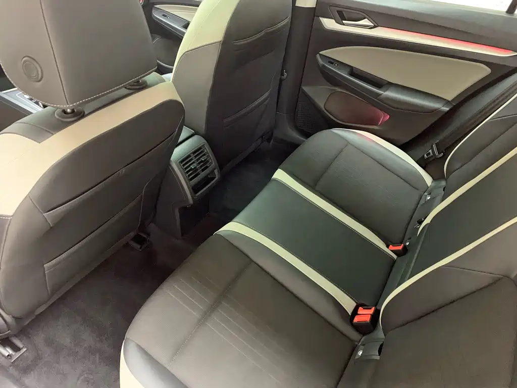 Volkswagen Golf 2021 280TSI DSG Pro