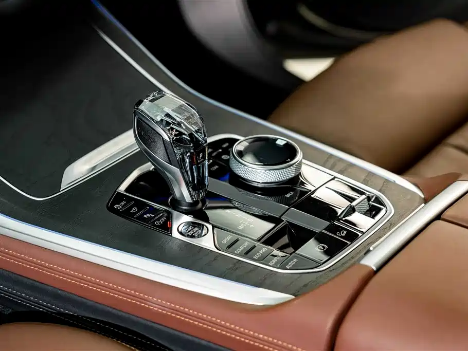 BMW X7 — миниатюра 13