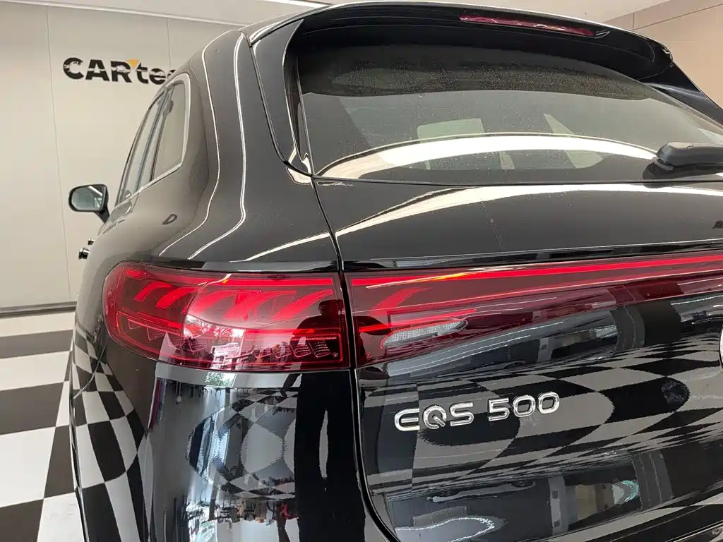 Mercedes-Benz EQS SUV — миниатюра 11