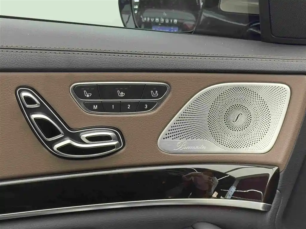 Mercedes-Benz S-Class — миниатюра 14