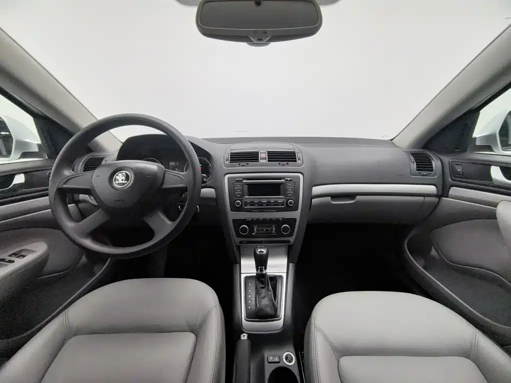 Skoda Octavia — миниатюра 5