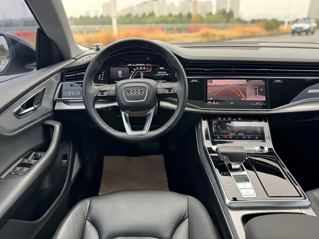 Audi Q8 — миниатюра 10