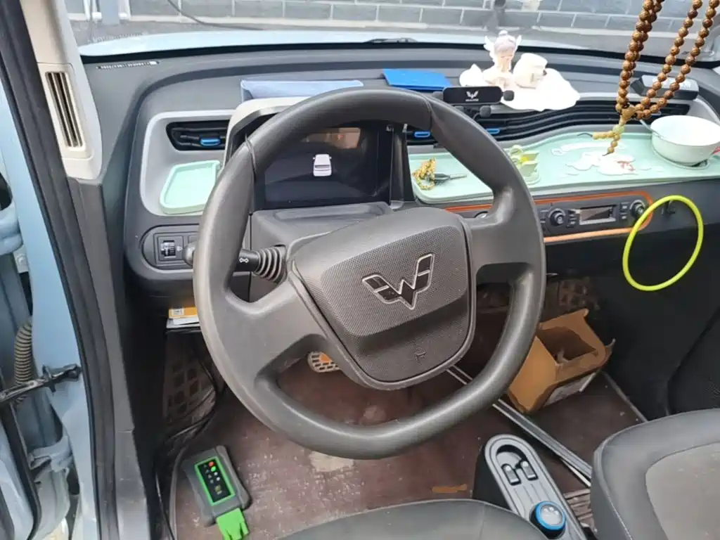 Wuling MINIEV — миниатюра 11