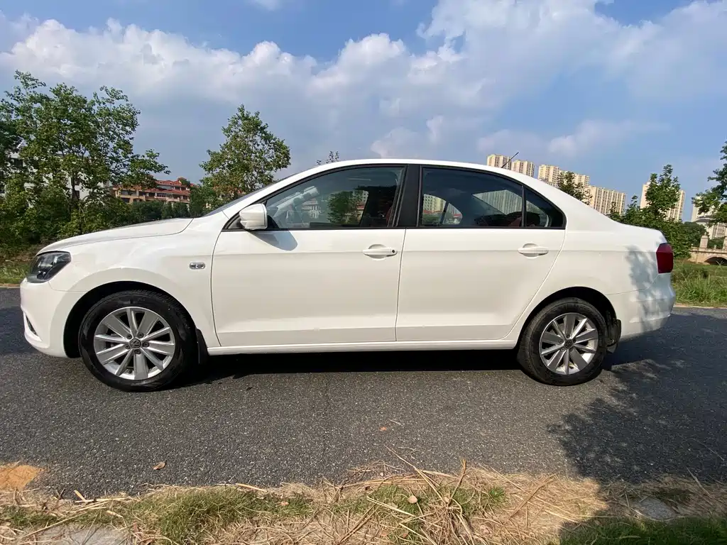 Volkswagen Jetta — миниатюра 4