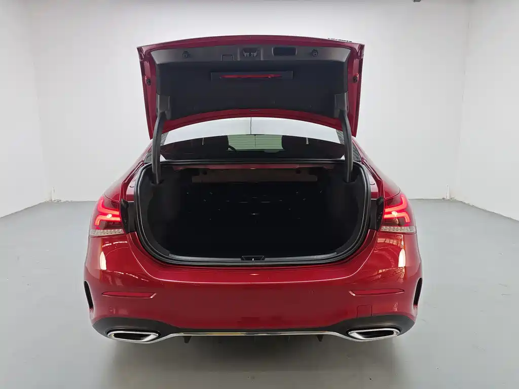 MERCEDES-BENZ A CLASS