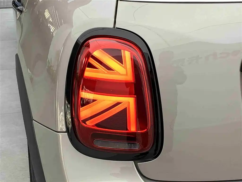 MINI Mini — миниатюра 32