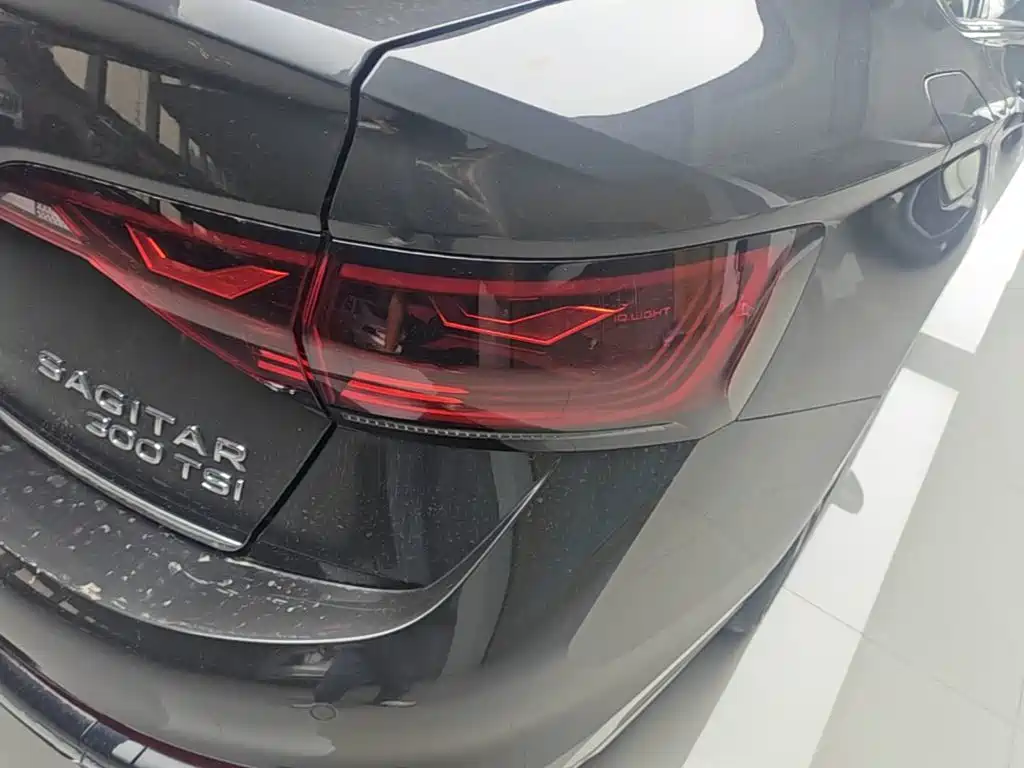 Volkswagen Sagitar — миниатюра 8